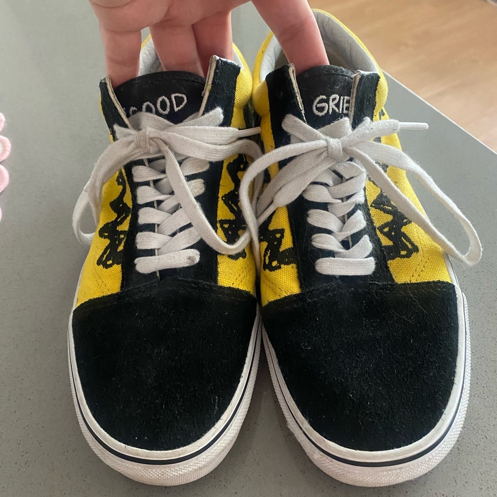 Limited edition Charly Brown old skool peanuts vans